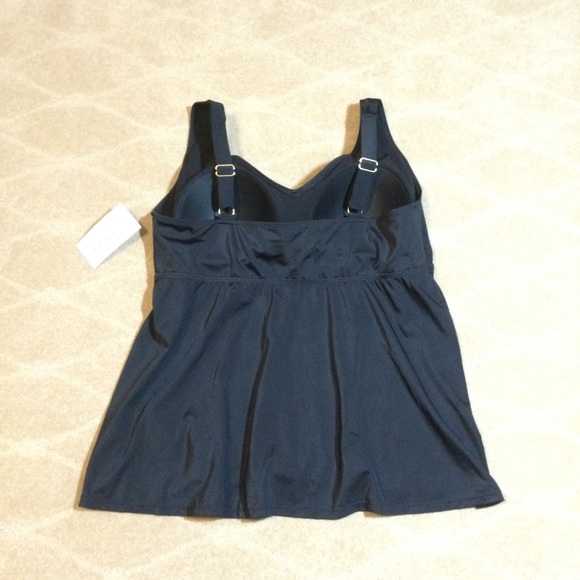 Swimsuits For All NWT V-Neck Flowy Tankini Top, 20 - Picture 5 of 7